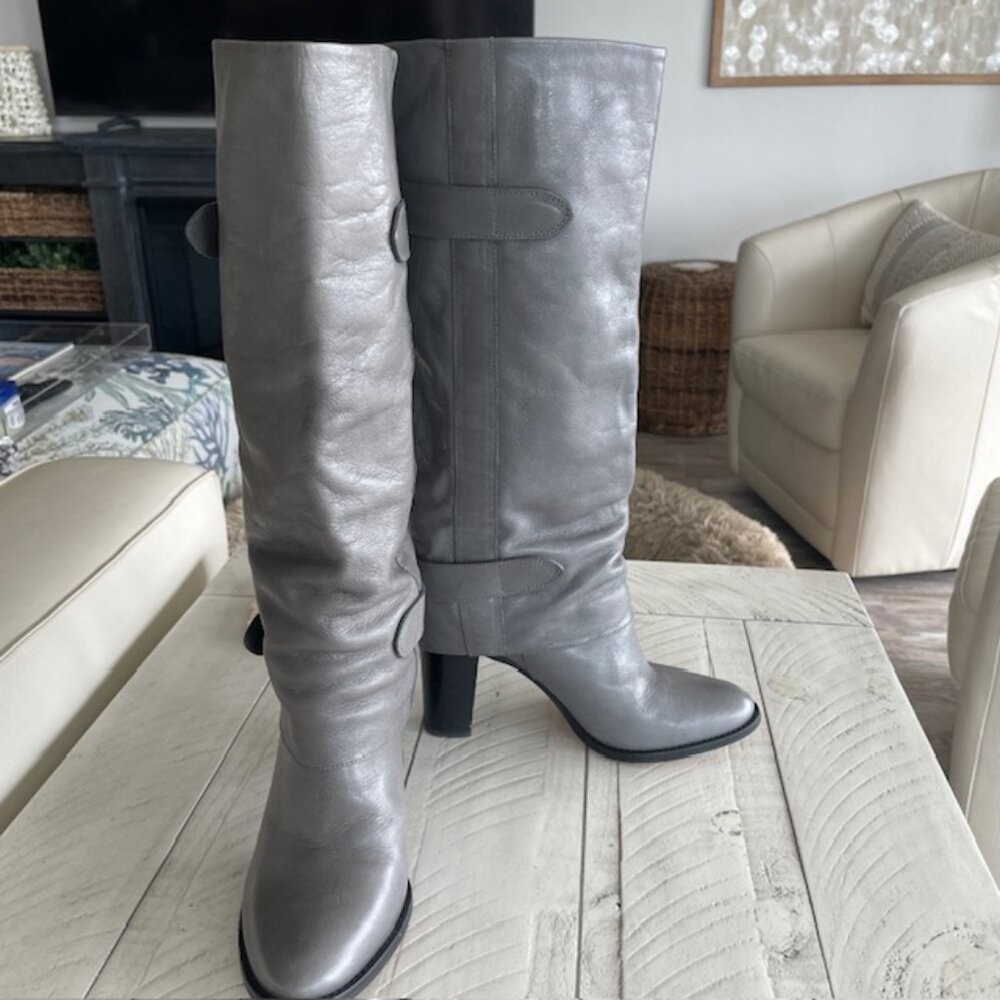 COACH PRE-OWNED SAGE SOFT TUMBLED CALF LEATHER BOOTS GREY Q493 6.5